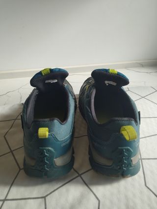 Zapatos montaña niño - TREK