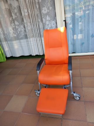 Sillón traslado naranja
