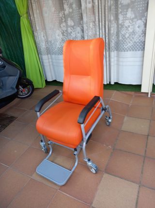 Sillón traslado naranja