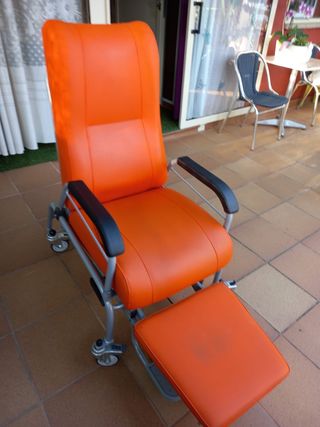 Sillón traslado naranja