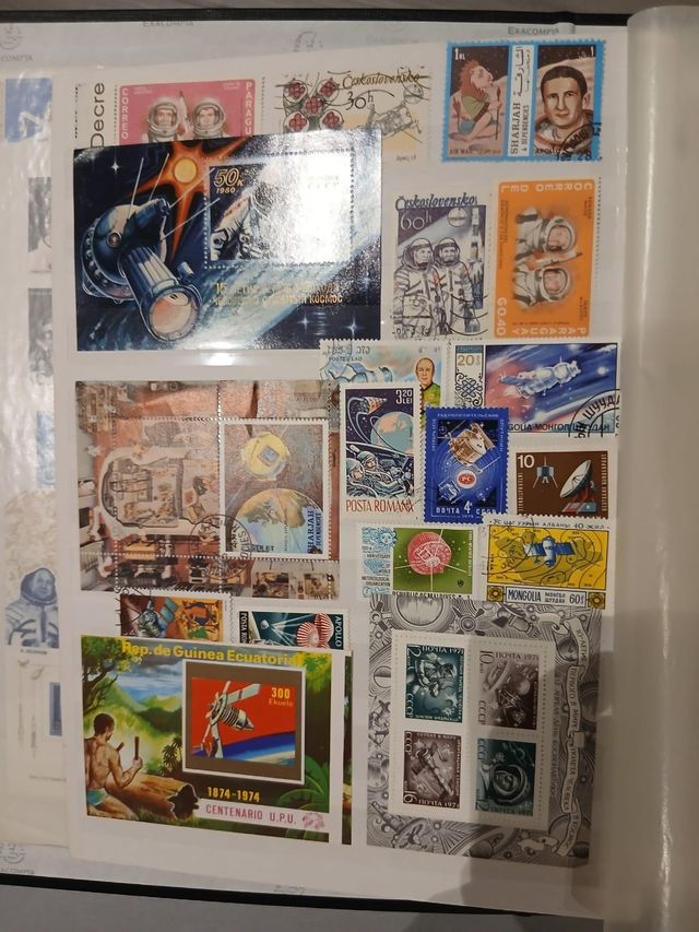 550 sellos de astronautas y del espacio