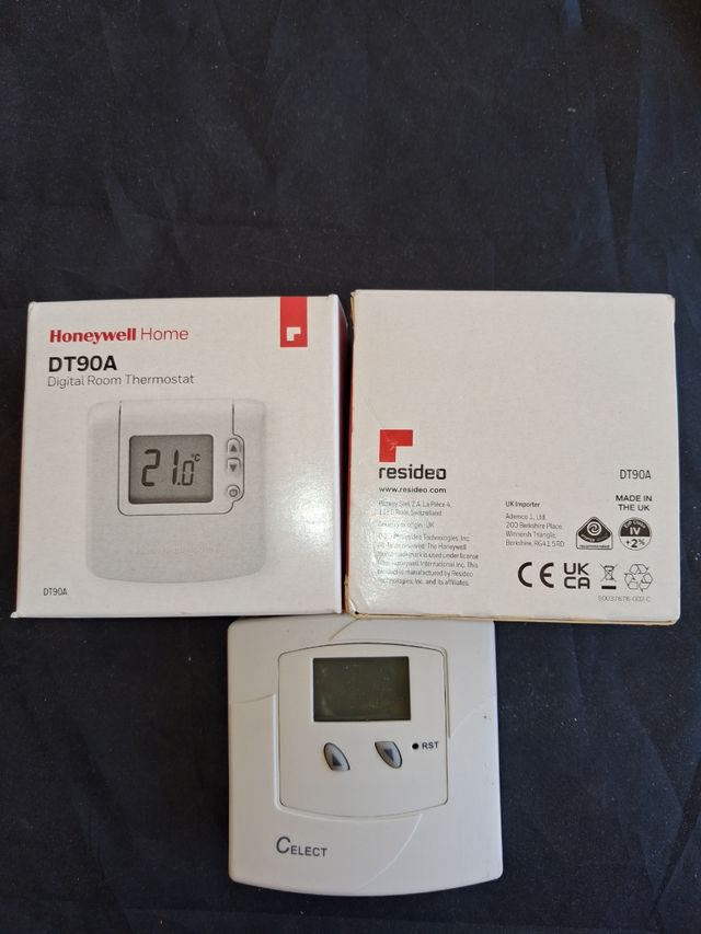 4 Termostatos digitales Honeywell