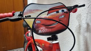 Bicicleta infantil Cars poco usada