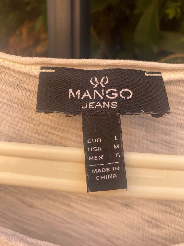 Camiseta lentejuelas doradas Mango T-L