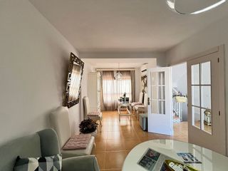 Casa adosada en venta en Lebrija
