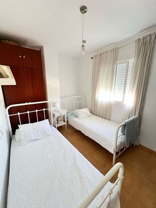 Casa adosada en venta en Lebrija