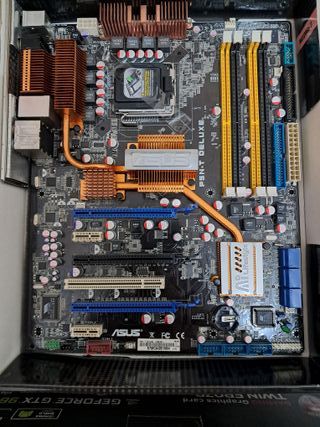 Placa base ASUS P5N-T DELUXE