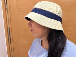 Sombrero pescador Beige-Azul marino