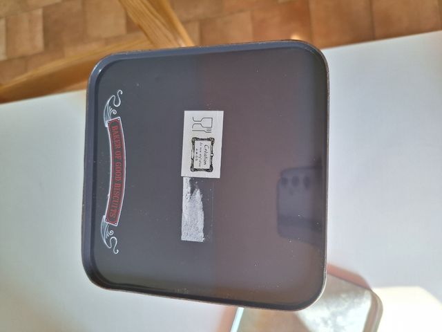 Scatola biscotti vintage