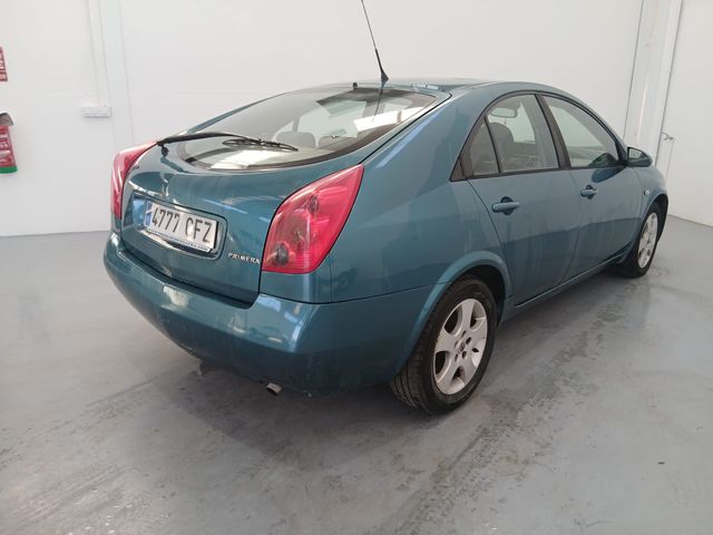 Nissan Primera 2003