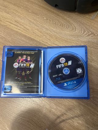 Fifa 18 ps4 casi nuevo