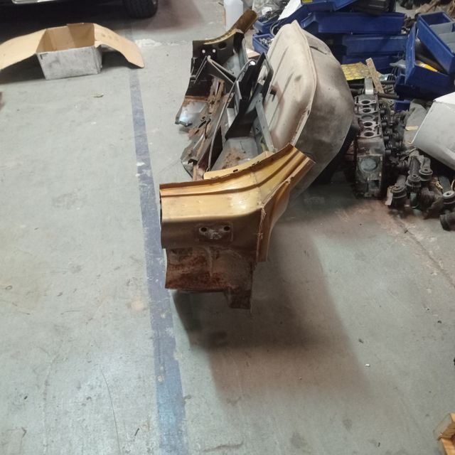 Torpedo Chrysler 180/2L