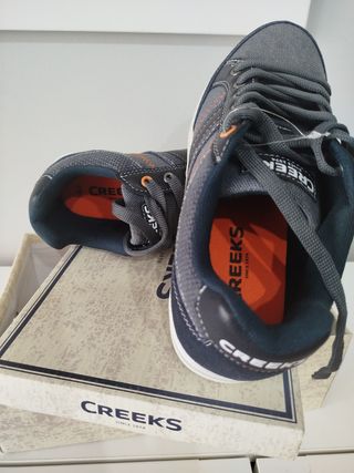 Zapatillas Deportivas CREEKS hombre - Talla 40. 