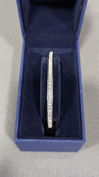 Brazalete Swarovski original con caja
