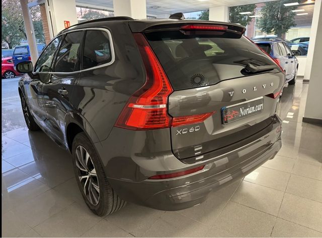 Volvo XC60 MHEV 2.0 B4 (D) 197 Essential 5p Aut