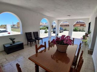 Chalet en alquiler en V Centenario-Piletas-Capuchinos en Sanlúcar de Barrameda