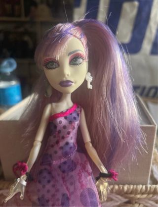 Muñeca Monster High Spectra