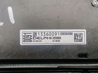 Botonera Opel Astra: Radio & Clima.
