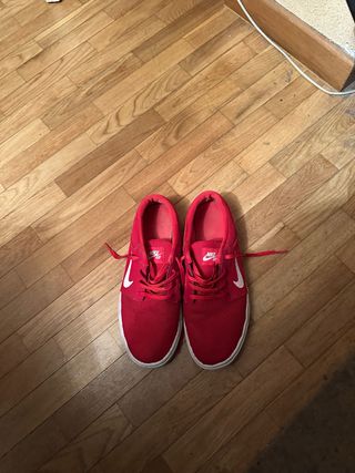 Zapatillas Nike SB rojas