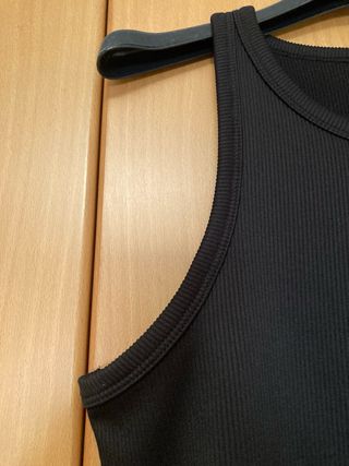 Top negro H&M - Talla L