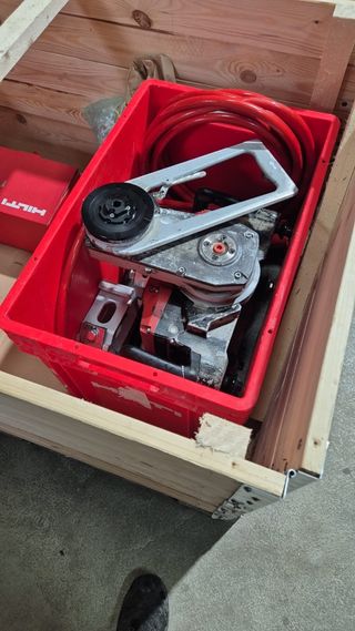 Cortamuros Hilti DST 20-CA