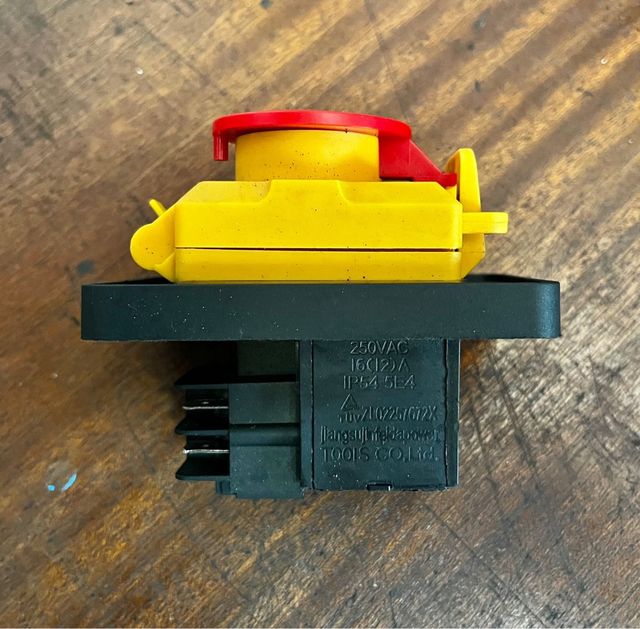 Interruptor magnético KJD12 - 250V