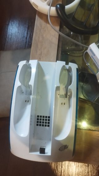 Consola Wii + Balance Board + 2 mandos y Volantes