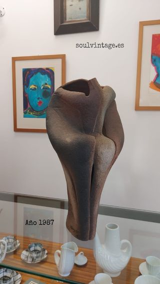 Escultura de terracota, El Abrazo