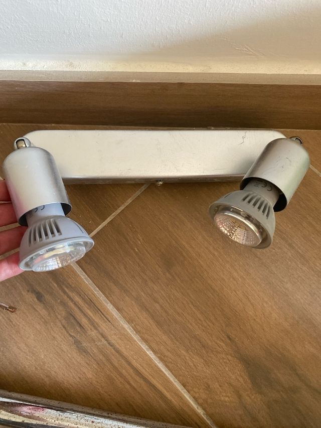 2 luces LED plata - apliques