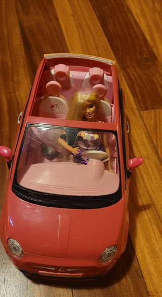 Coche y muñeca Barbie 