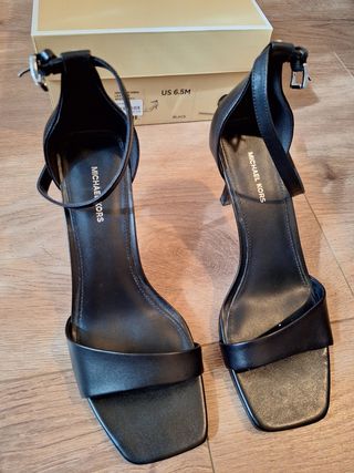 Sandalias Michael Kors negras - talla 36.5