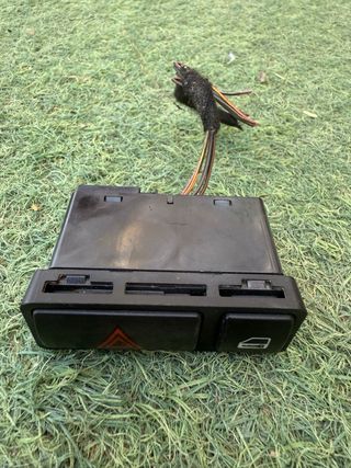 Interruptor luces emergencia BMW E46