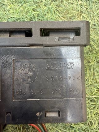 Interruptor luces emergencia BMW E46