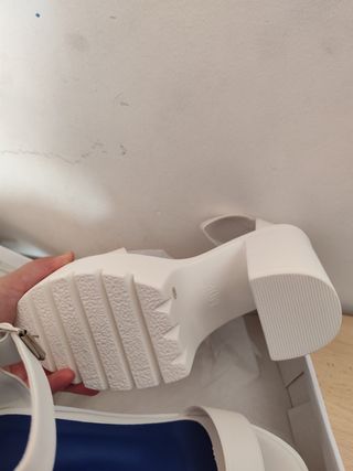 Sandalias plataforma blancas mujer