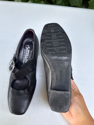 Pitillos 35 | Tacones negros vintage