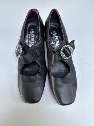 Pitillos 35 | Tacones negros vintage