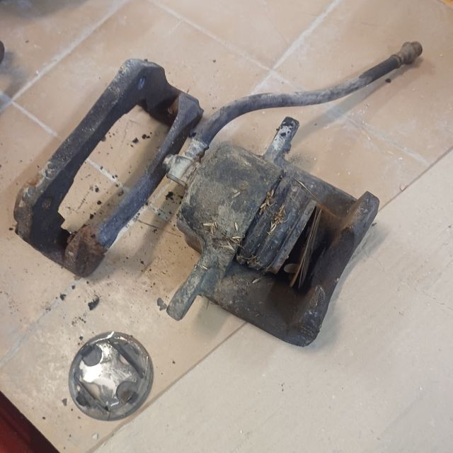 Pinza freno Patrol K260 usada