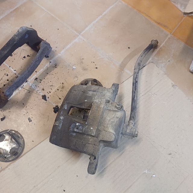 Pinza freno Patrol K260 usada