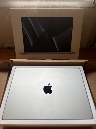 MacBook Pro 14" M2 Pro 16GB-512GB