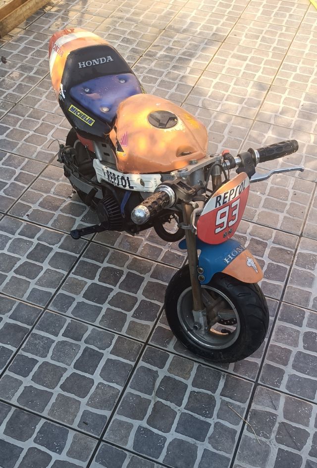 Mini Moto simile a Repsol Honda 93