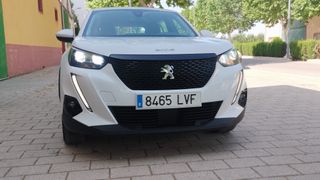 Peugeot 2008 2022, 110CV CON NAVEGADOR