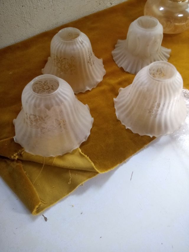 4 Tulipas para  lámpara vintage