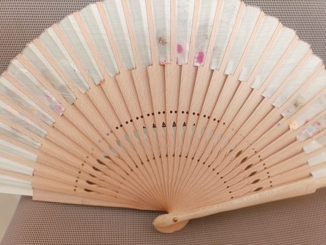Abanico pintado a mano