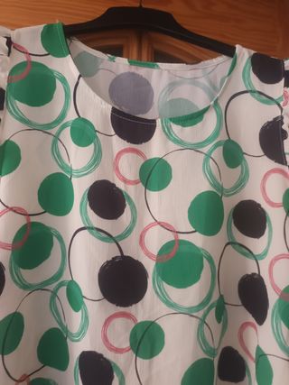 Blusa estampada círculos - Blanco y Verde