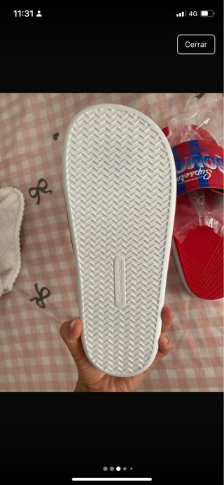 Chanclas Southampton rojas y azules