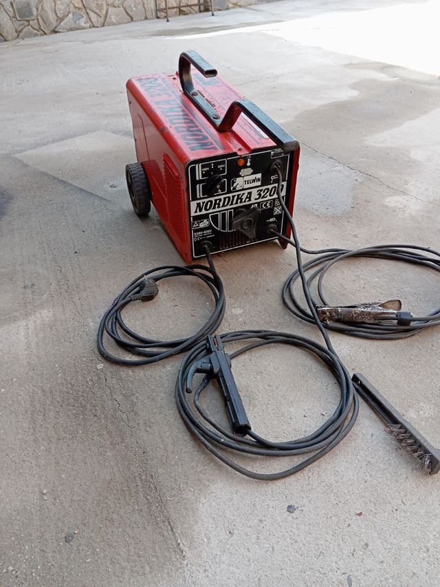 Soldadora MMA Nordica 3200