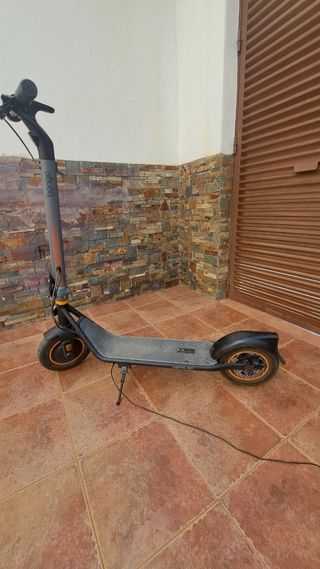 Patinete eléctrico Cecotec Bongo D30