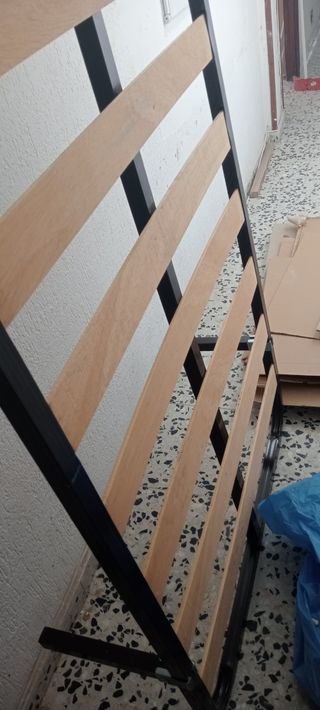 Somier metálico con lamas de madera