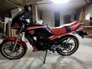 Yamaha RD 80 - Moto clásica