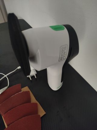 Lijadora Black+Decker Reviva 12V